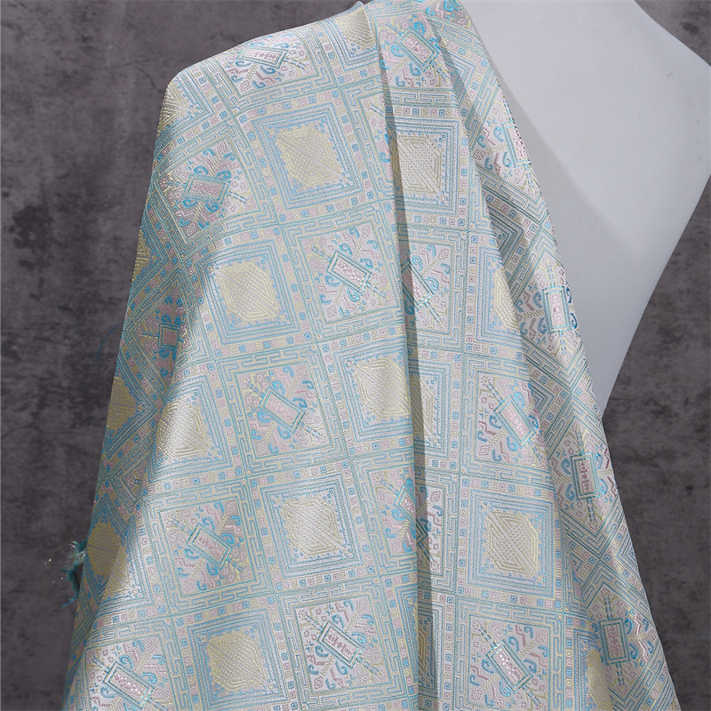 Tissu en satin de soie jacquar - Sewing Fabric avis et prix