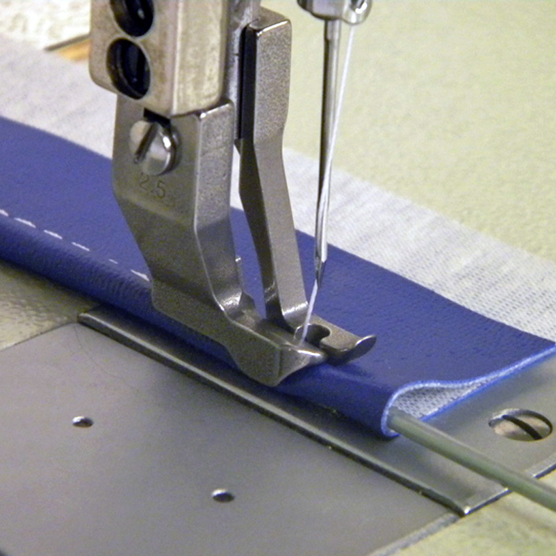 Pièces de Machine à coudre de  - Rolled Hem Foot avis et prix